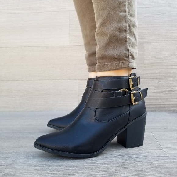 Pointy Toe Black Ankle Boots w/ Buckles-B - Picture 4 of 8